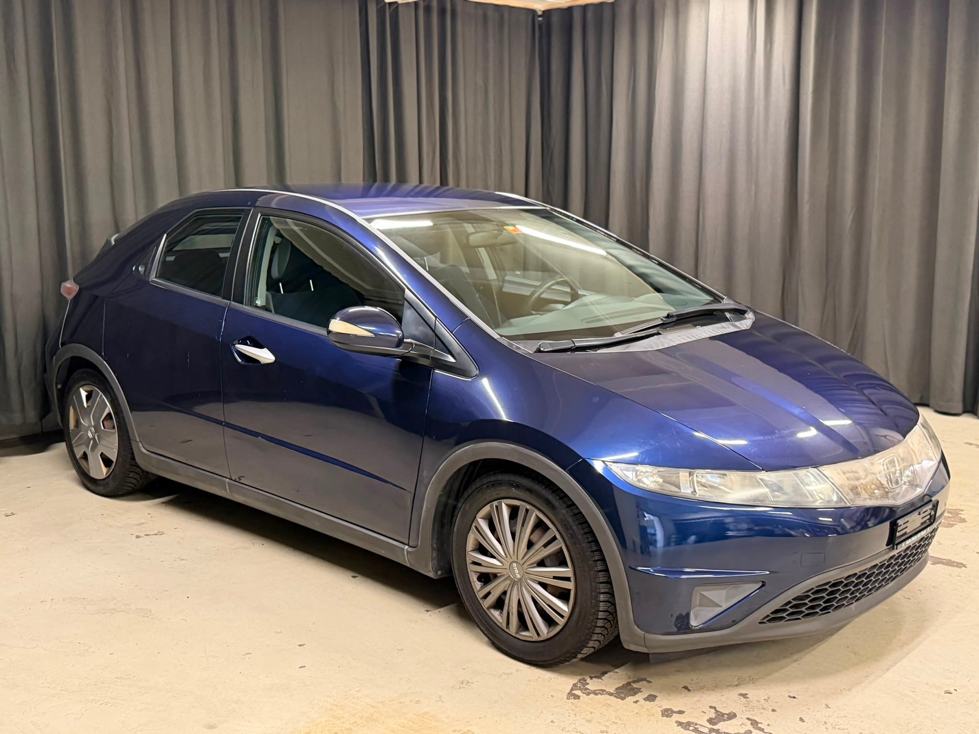 HONDA Civic 1.8i Comfort-image-1