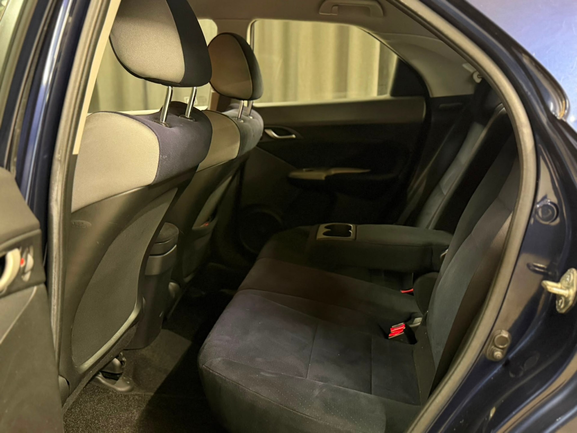 HONDA Civic 1.8i Comfort-image-11