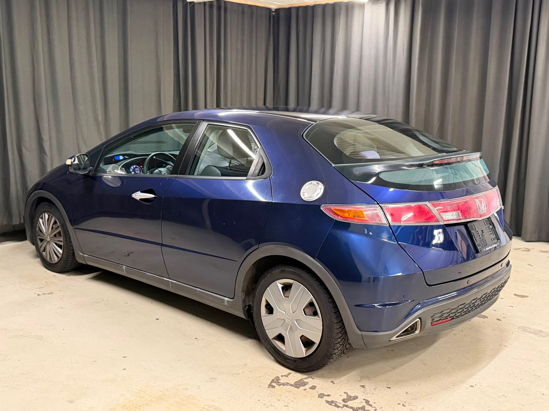 HONDA Civic 1.8i Comfort-image-4