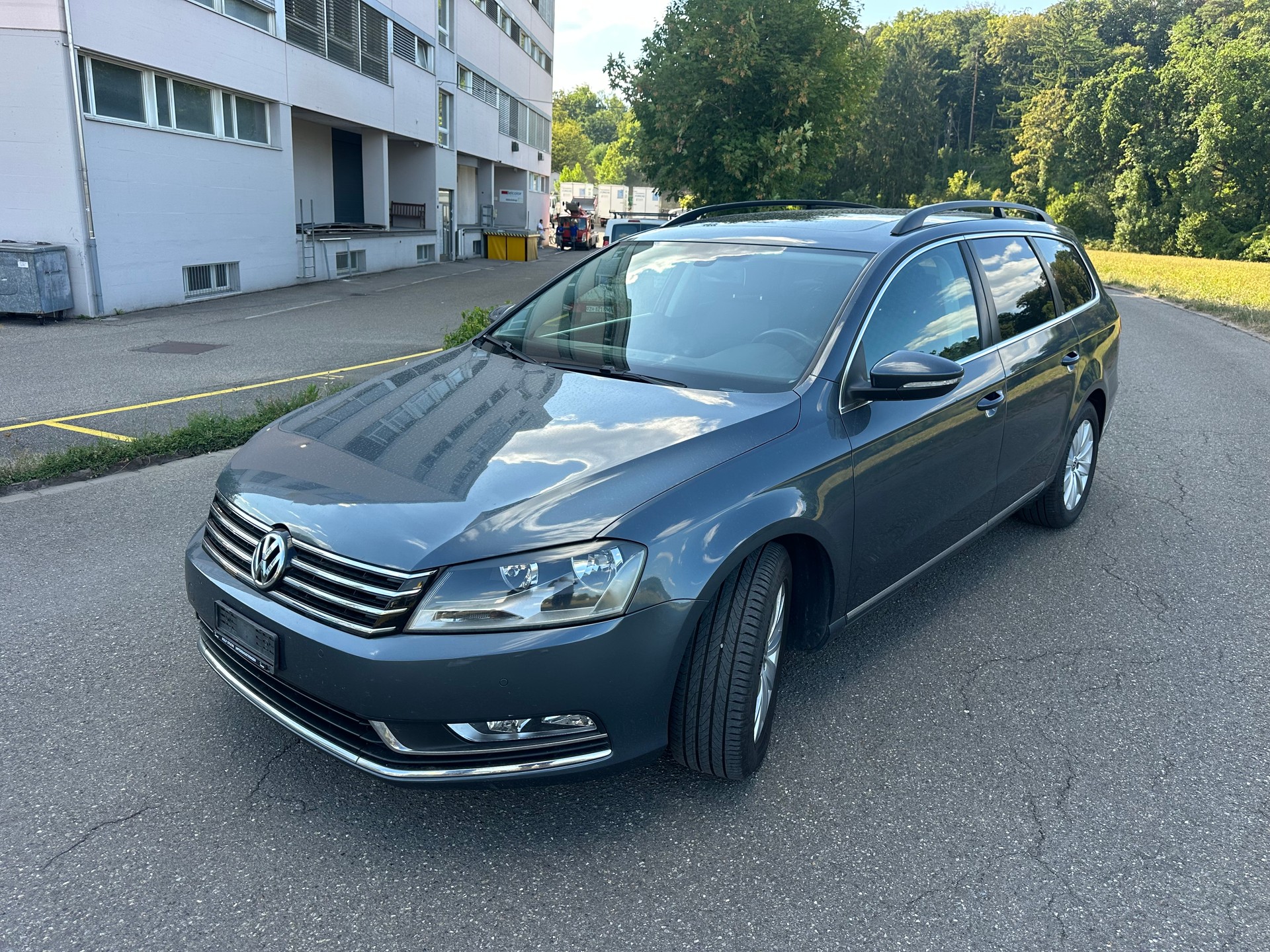 VW Passat Variant 2.0 TDI Comfortline 4Motion Mit Frisch MFK 20.07.2026-image-2