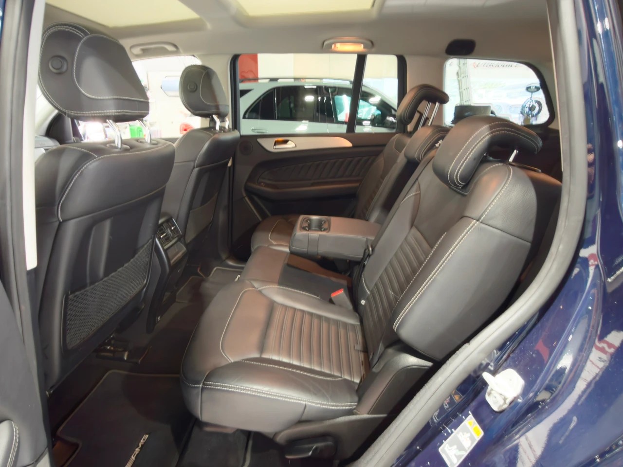 MERCEDES-BENZ GLS 350 d V6 CH FAHRZEUG-image-11