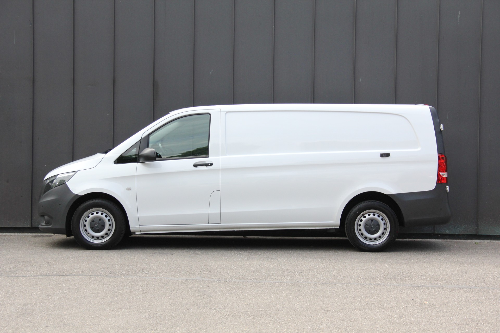 MERCEDES-BENZ Vito 116 CDI Extralang 9G-Tronic Base **NAVI** **RÜCKFAHRKAMERA** **SITZHEIZUNG** **TEMPOMAT** **KLIMA** °°SOFORT-LIEFERBAR°°-image-2