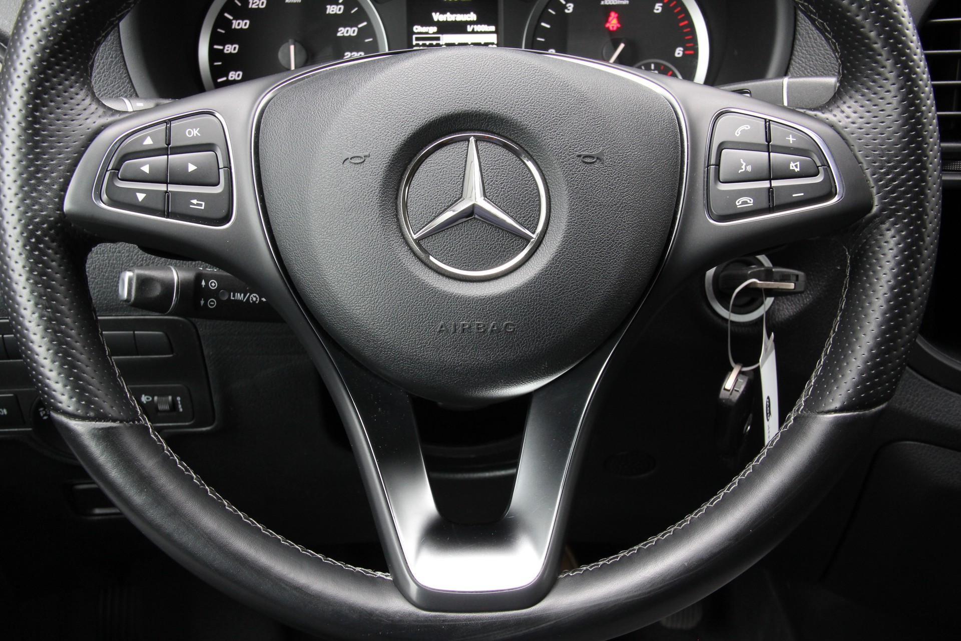 MERCEDES-BENZ Vito 116 CDI Extralang 9G-Tronic Base **NAVI** **RÜCKFAHRKAMERA** **SITZHEIZUNG** **TEMPOMAT** **KLIMA** °°SOFORT-LIEFERBAR°°-image-13
