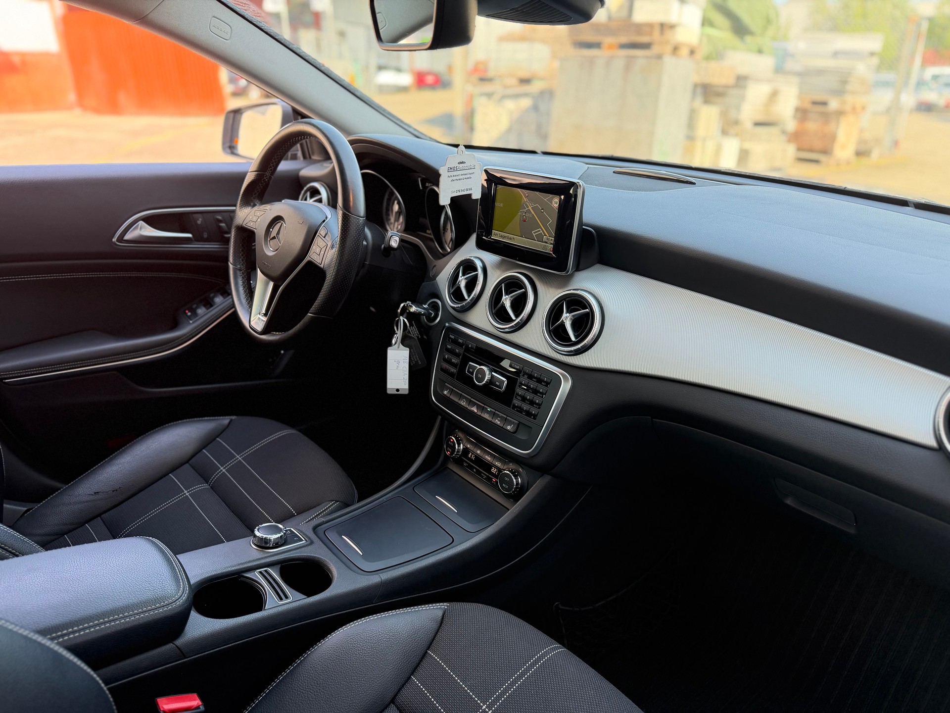 MERCEDES-BENZ CLA 250 7G-DCT 4Matic-image-8