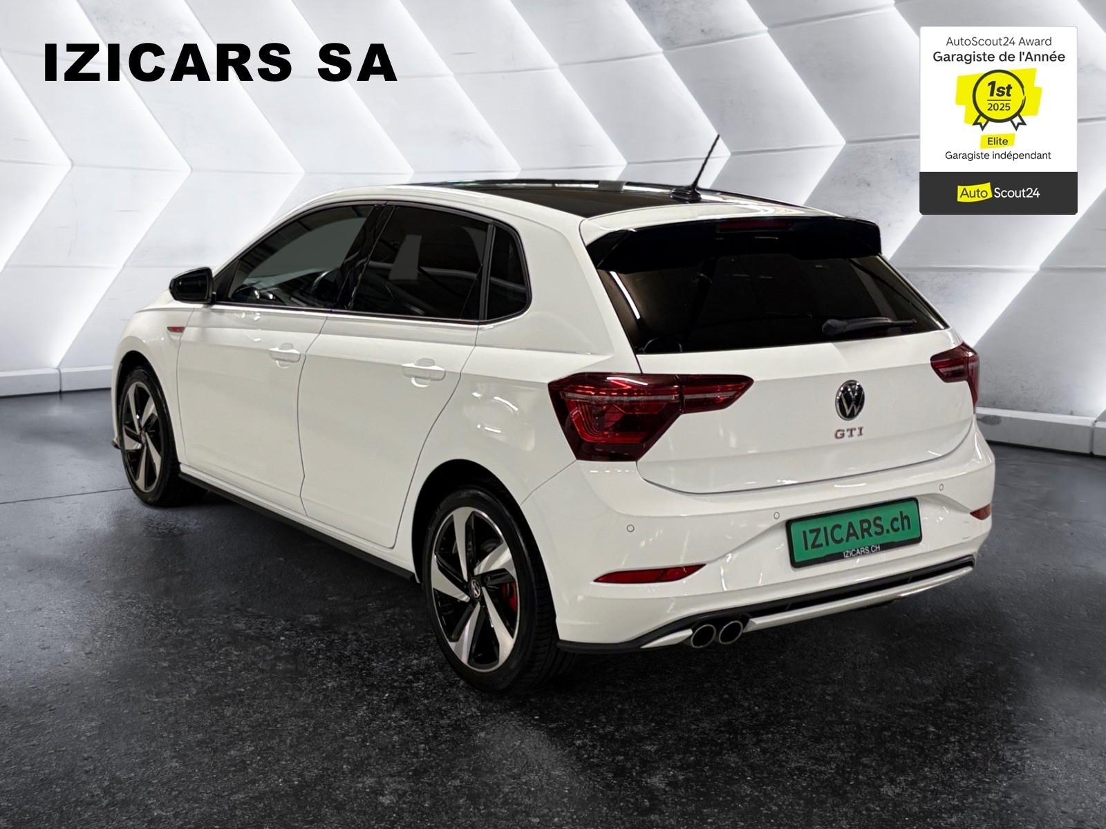 VW Polo 2.0 TSI GTI DSG / CAMERA DE RECUL / TOIT NOIRE / CLIM AUTO-image-5