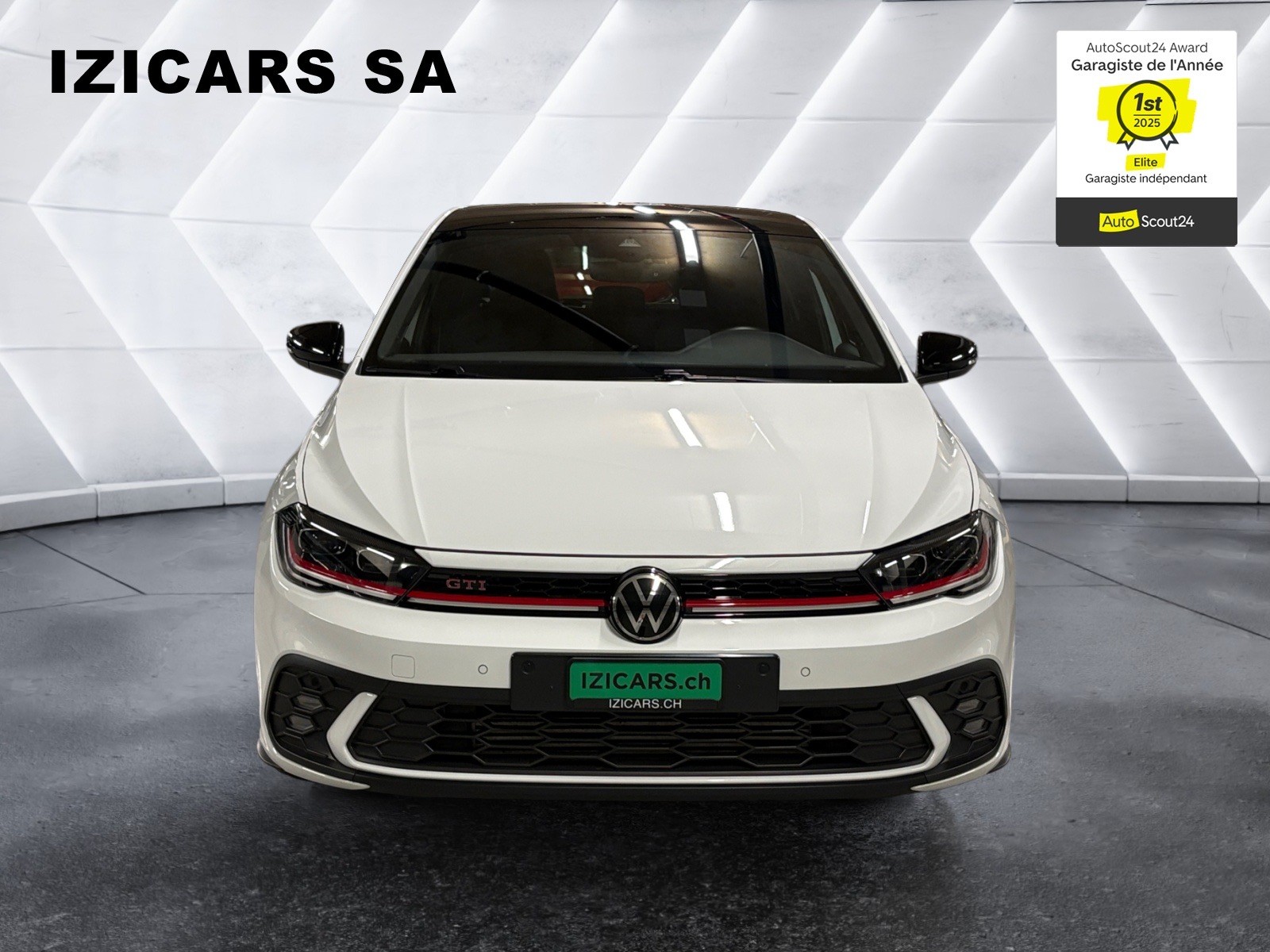 VW Polo 2.0 TSI GTI DSG / CAMERA DE RECUL / TOIT NOIRE / CLIM AUTO-image-2