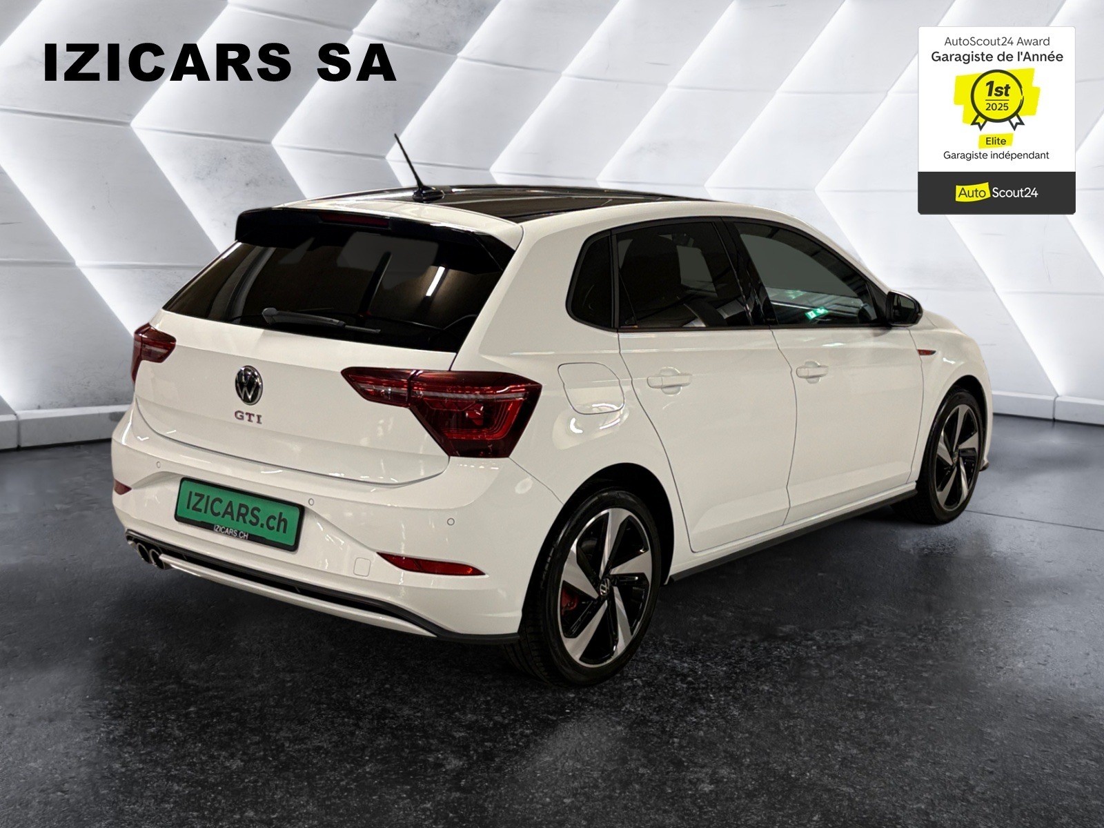 VW Polo 2.0 TSI GTI DSG / CAMERA DE RECUL / TOIT NOIRE / CLIM AUTO-image-7
