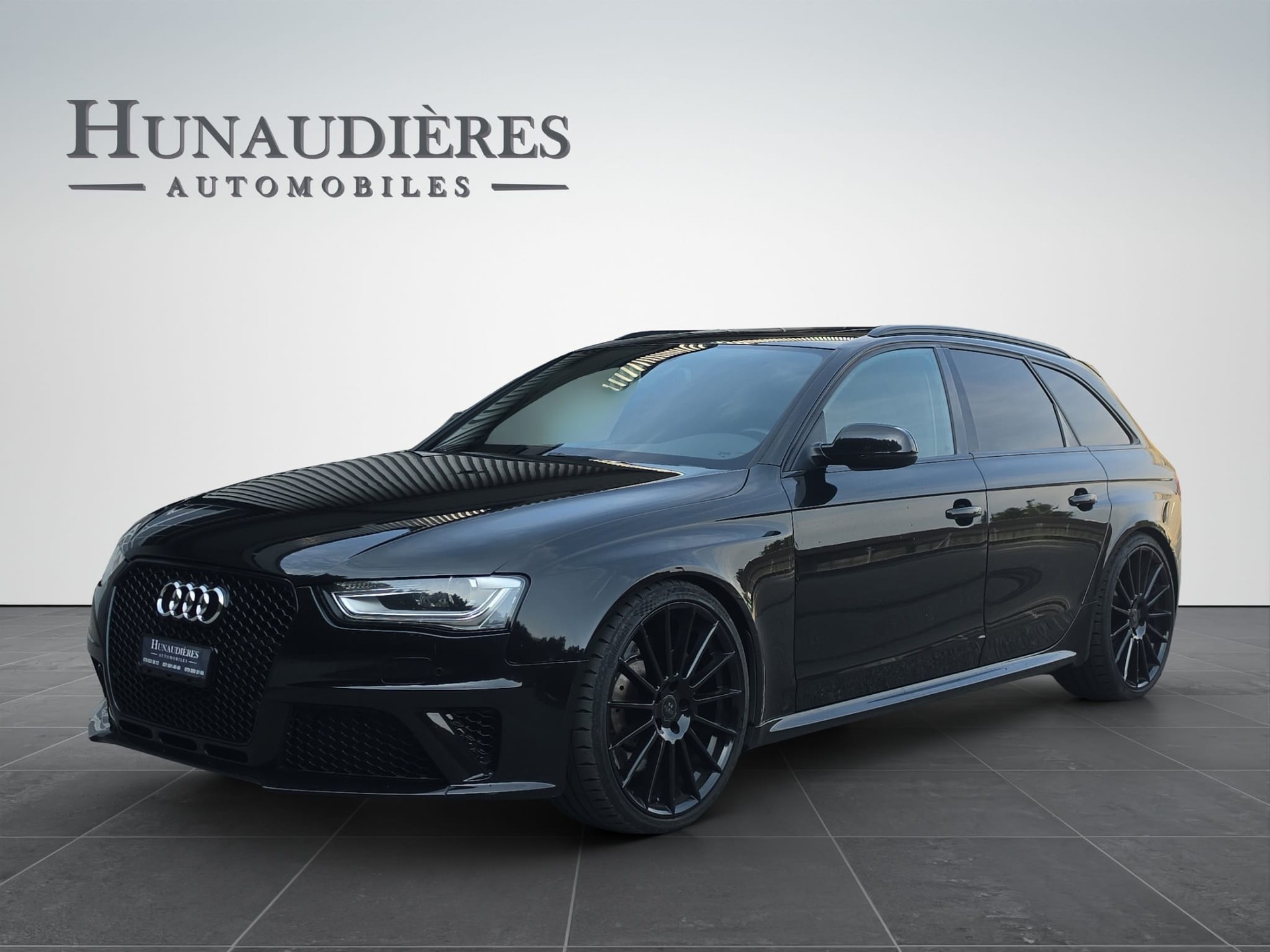 AUDI RS4 Avant 4.2 FSI V8 quattro S-tronic-image-0