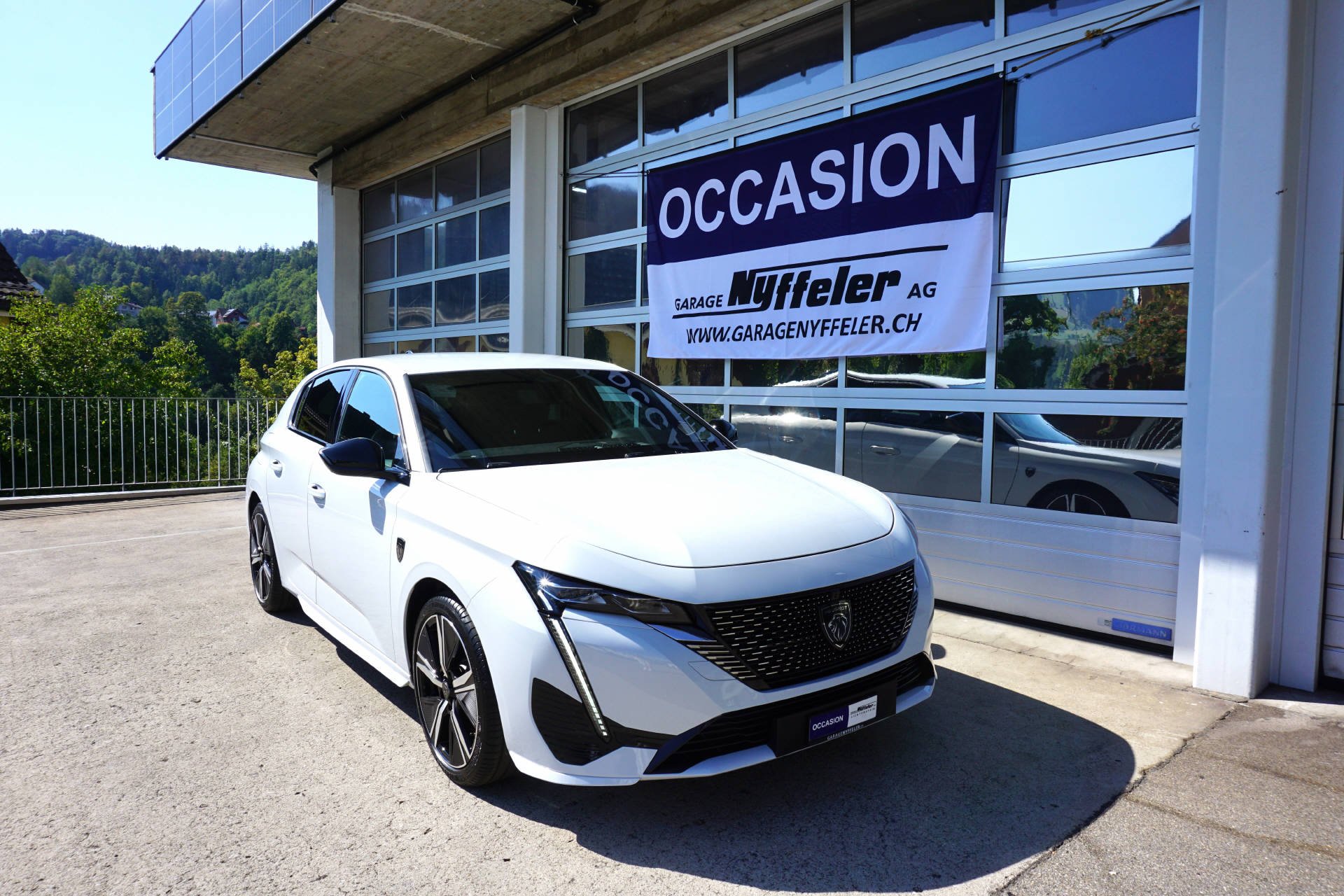 PEUGEOT 308 1.2 Hybrid GT-image-0