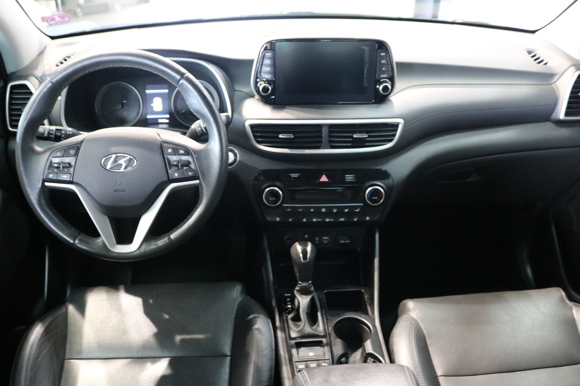 HYUNDAI Tucson 1.6 TGDI Vertex 4WD DCT-image-3