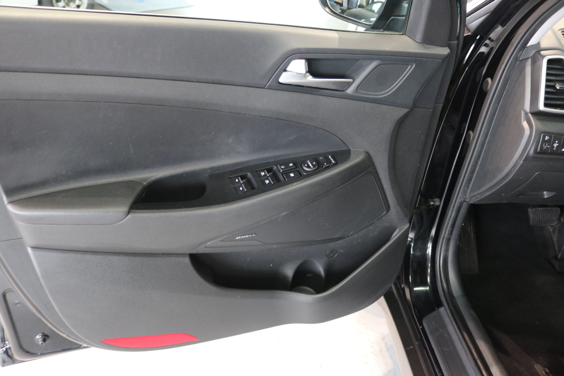 HYUNDAI Tucson 1.6 TGDI Vertex 4WD DCT-image-47