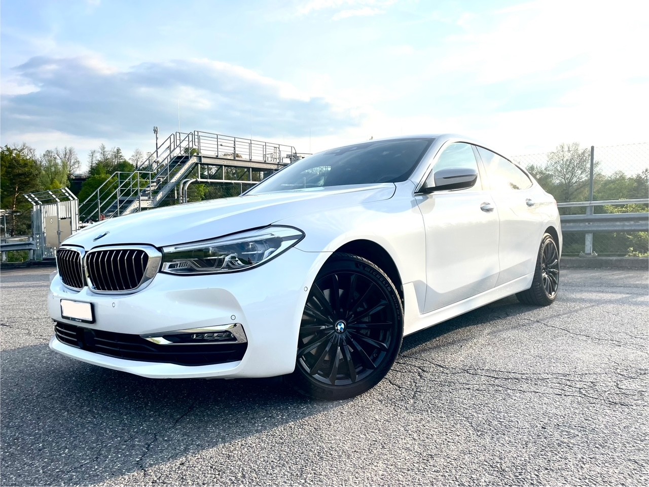 BMW 630d GT xDrive Luxury Line Steptronic-image-3