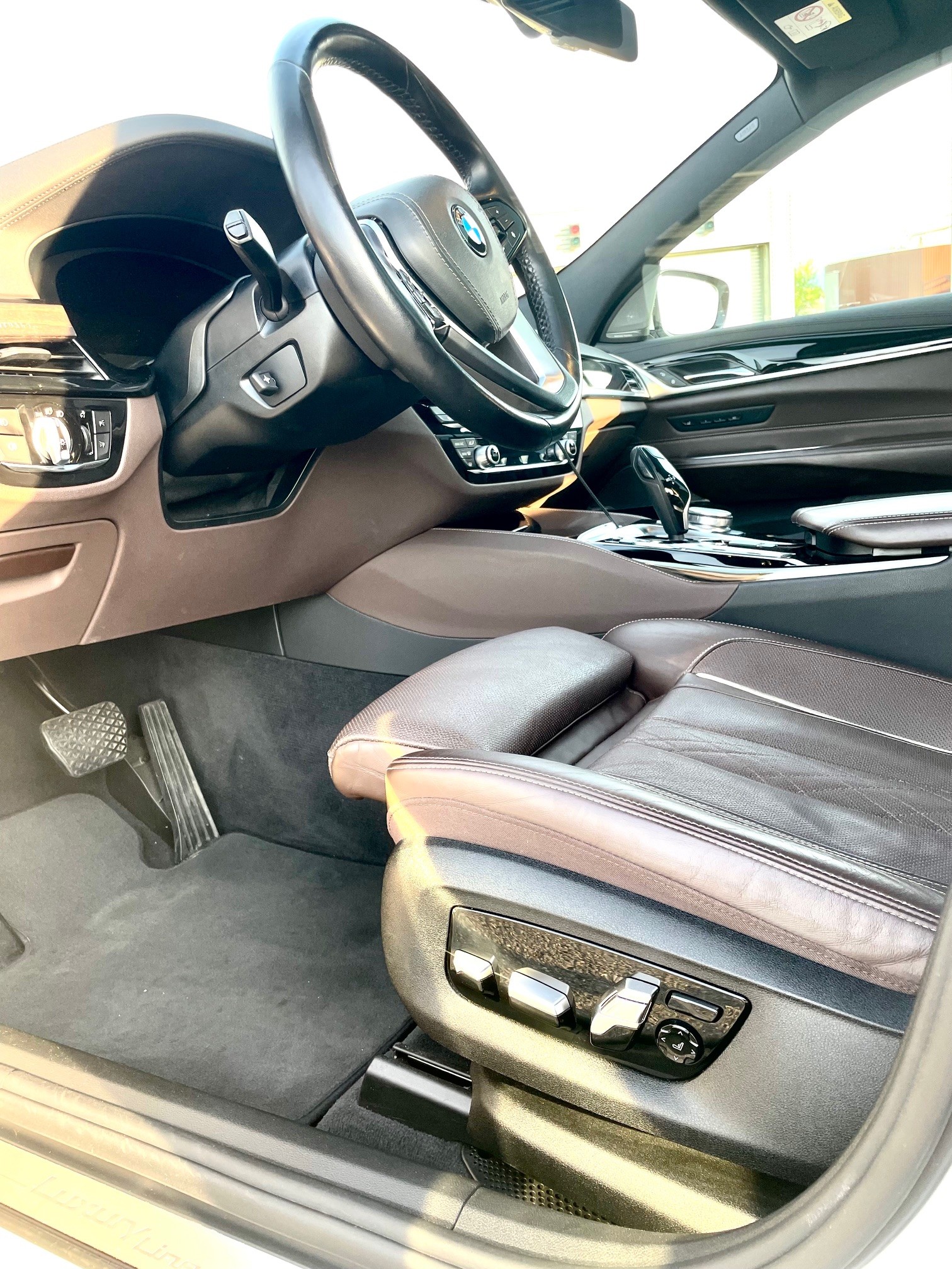 BMW 630d GT xDrive Luxury Line Steptronic-image-10