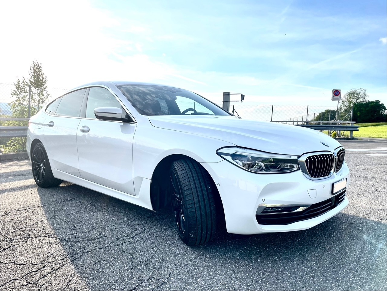 BMW 630d GT xDrive Luxury Line Steptronic-image-0