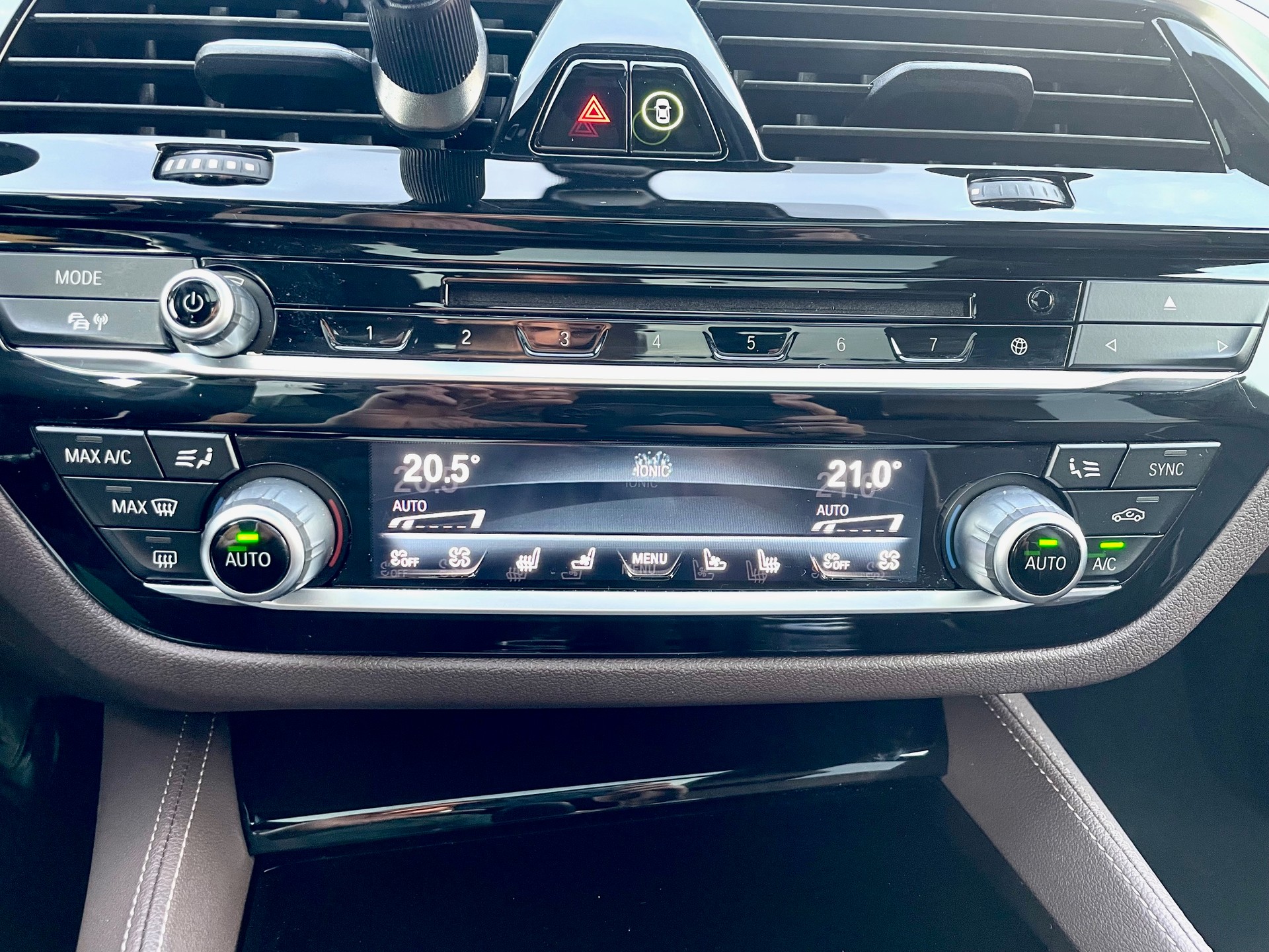BMW 630d GT xDrive Luxury Line Steptronic-image-7