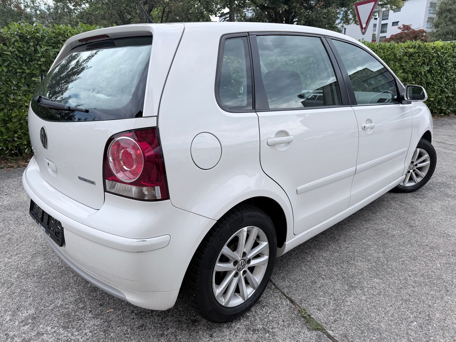 VW Polo 1.4 TDI Blue Motion-image-3