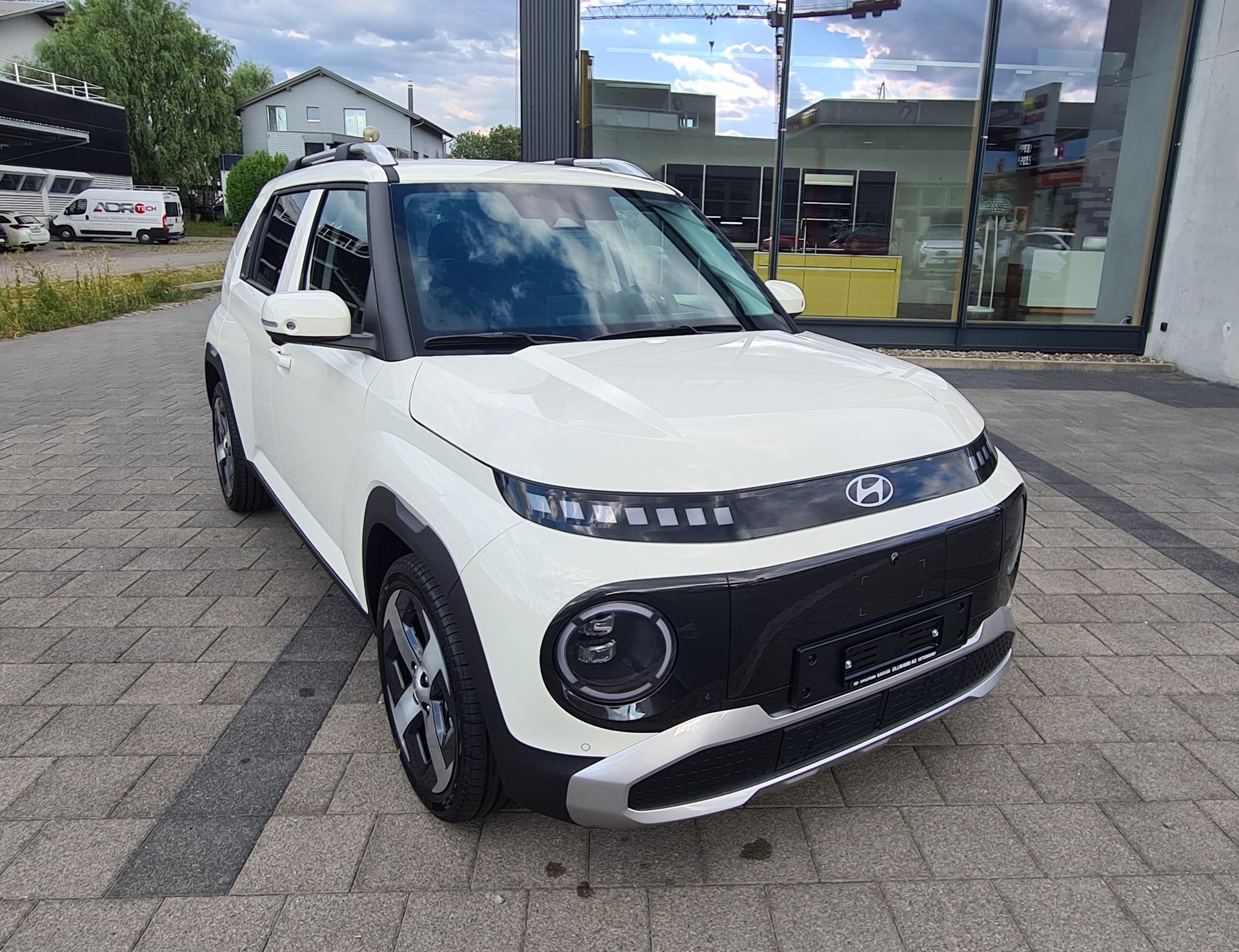 HYUNDAI Inster 49kWh Vertex-image-1
