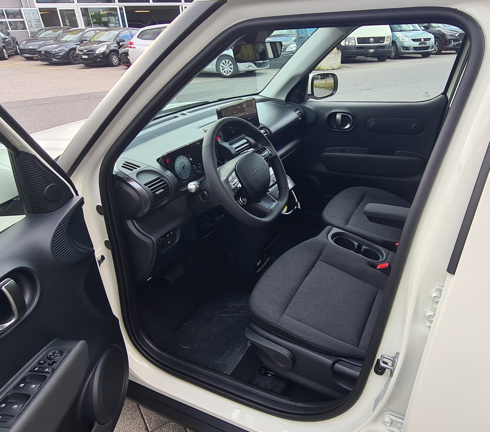 HYUNDAI Inster 49kWh Vertex-image-10