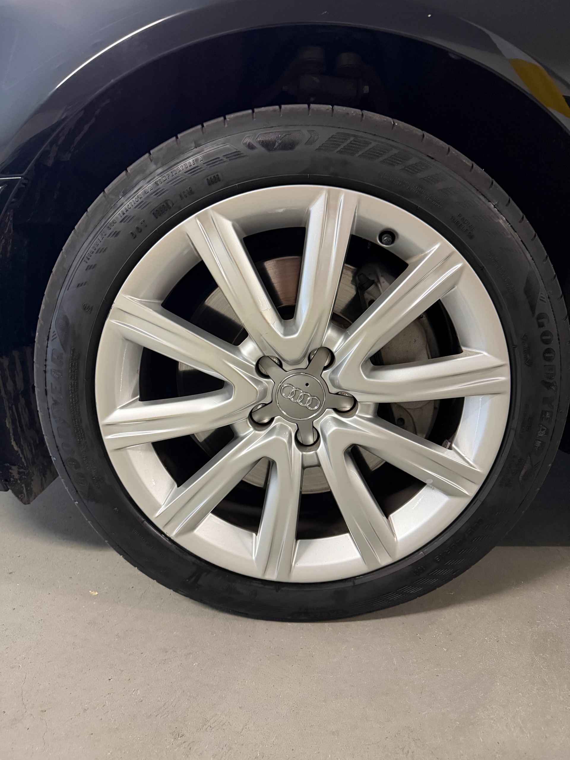 AUDI 3.0 V6 TDI 272 quattro S-Tr. Apple CarPlay 8-fach bereift-image-9