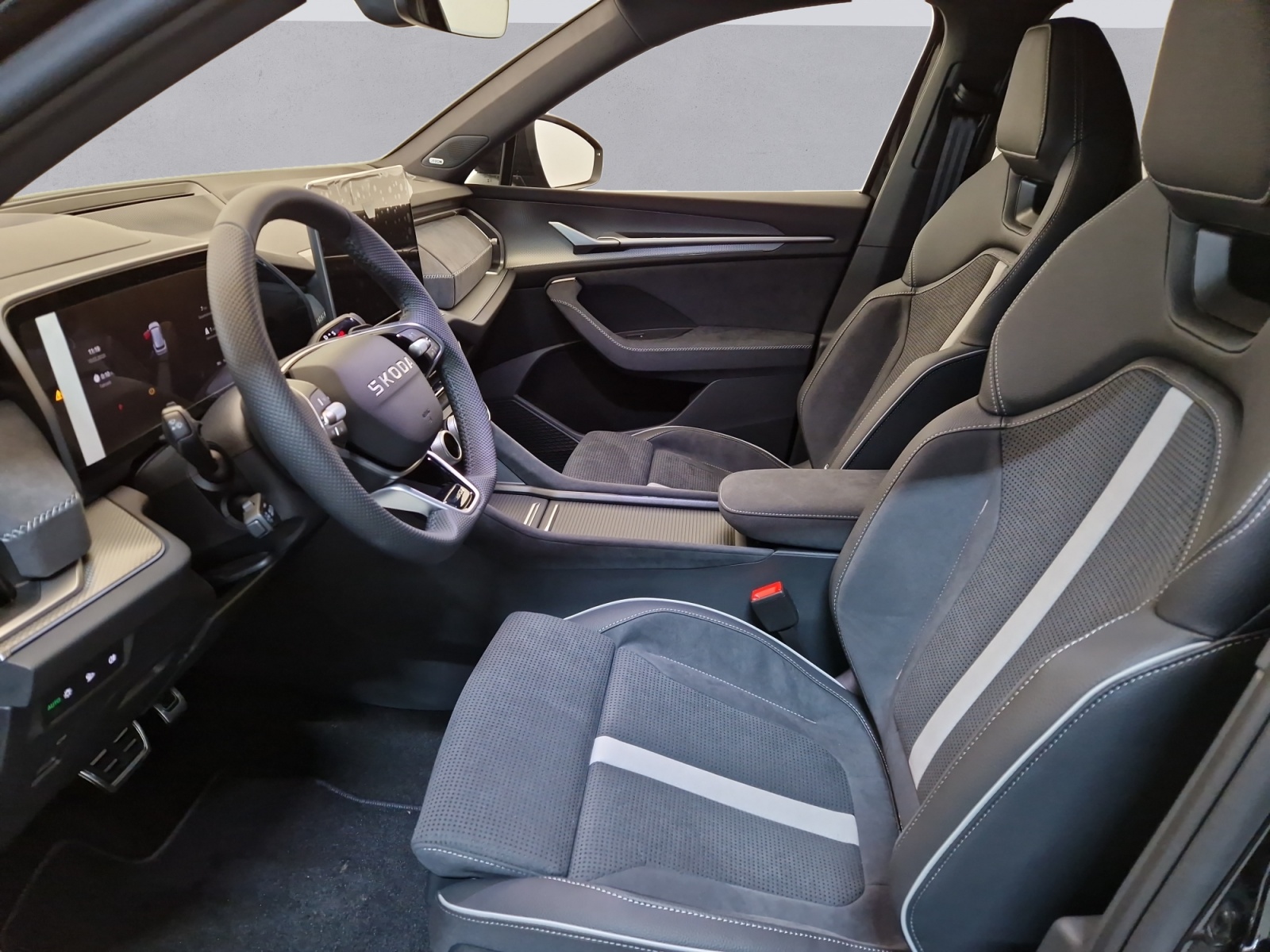 SKODA Kodiaq 1.5 TSI PHEV Sportline-image-8