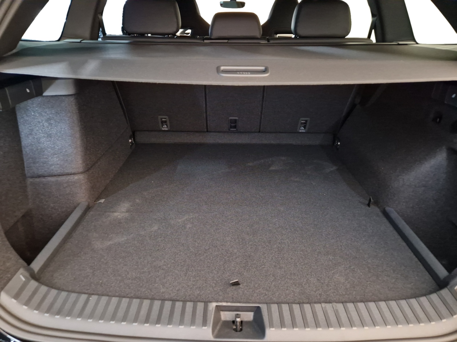 SKODA Kodiaq 1.5 TSI PHEV Sportline-image-13