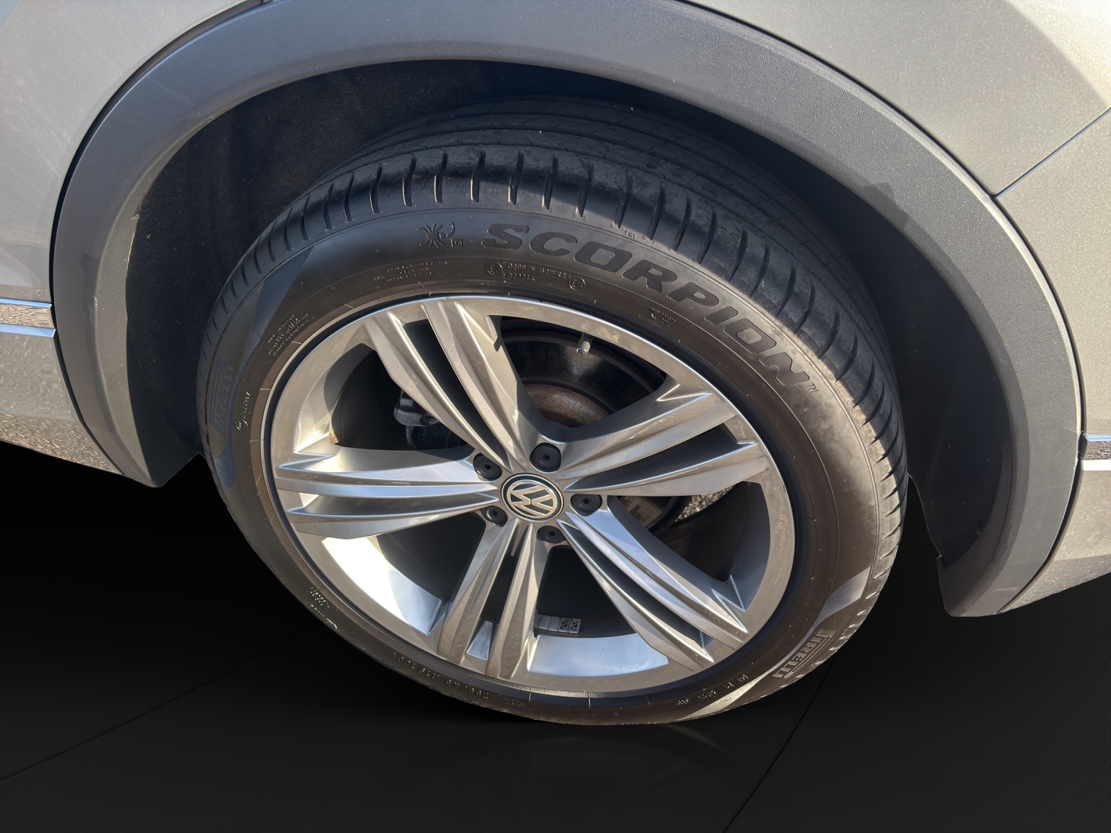 VW Tiguan 2.0 TSI Highline DSG-image-1