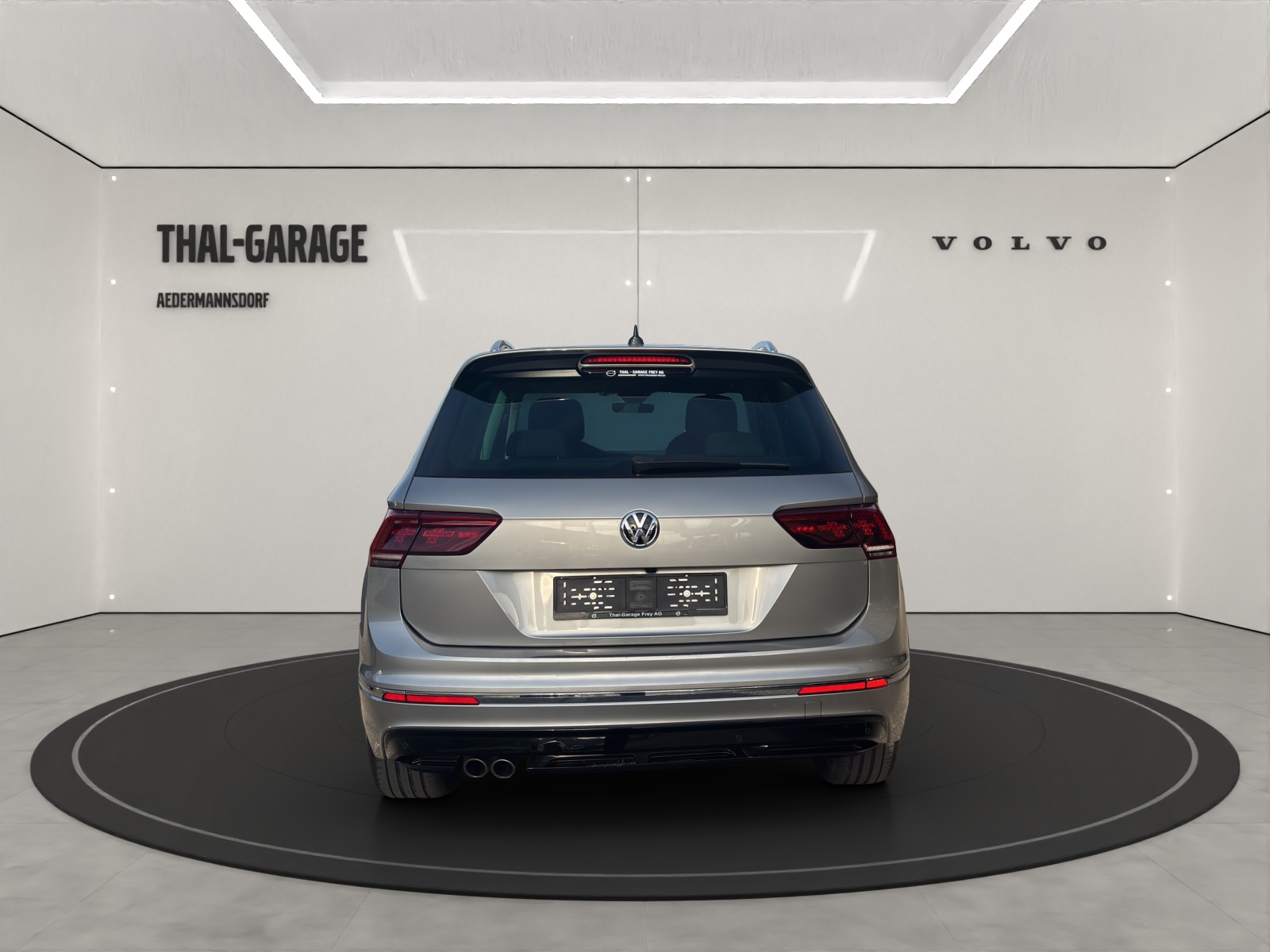 VW Tiguan 2.0 TSI Highline DSG-image-3