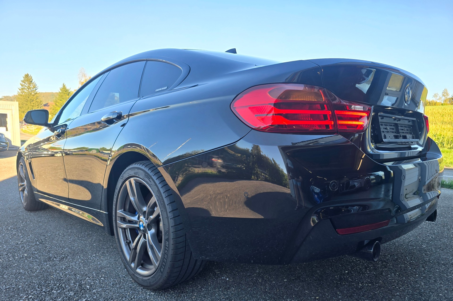 BMW 440i Gran Coupé xDrive M Sport INDIVIDUAL-image-6