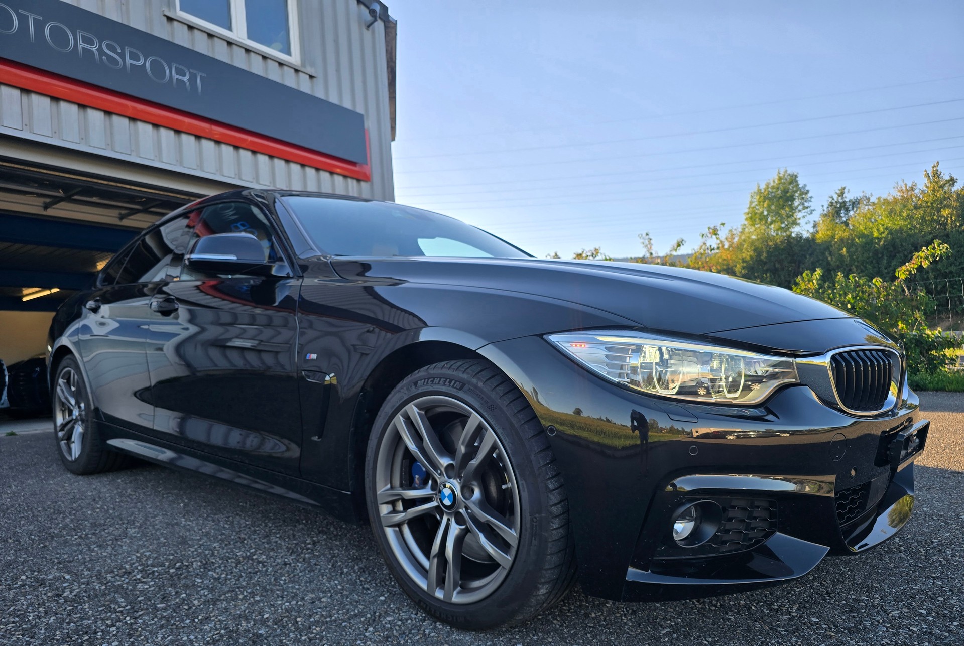 BMW 440i Gran Coupé xDrive M Sport INDIVIDUAL-image-3
