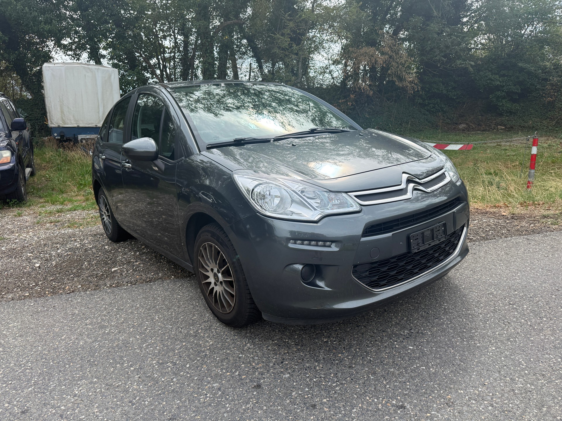 CITROEN C3 1.2i PureTech Sélection-image-1