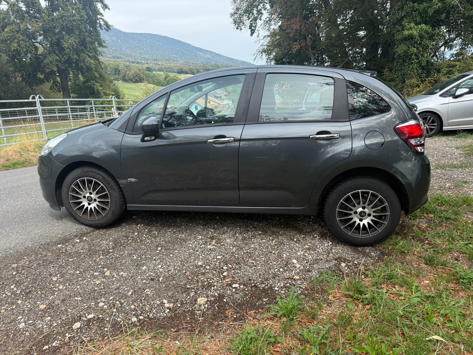 CITROEN C3 1.2i PureTech Sélection-image-6