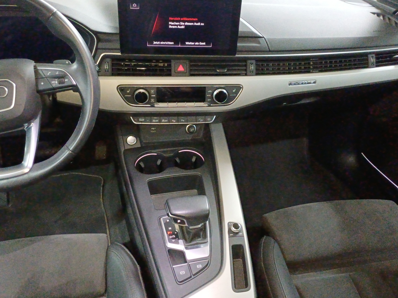 AUDI A4 allroad 40 TDI Attraction quattro tiptronic-image-10