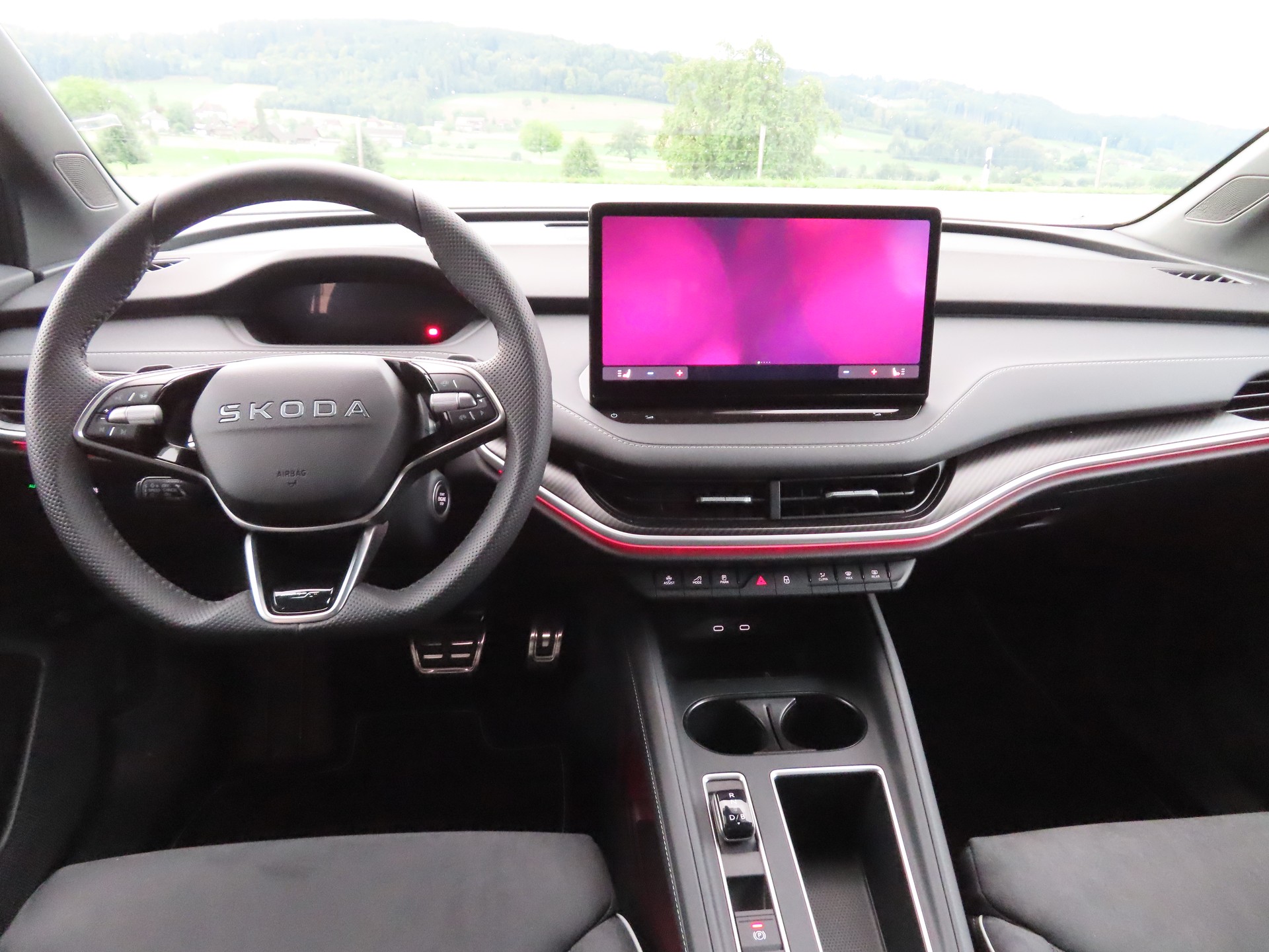 SKODA Enyaq 85x Sportline 4x4-image-9