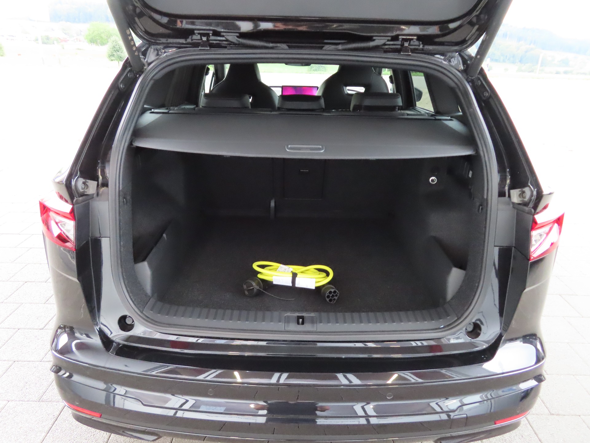 SKODA Enyaq 85x Sportline 4x4-image-14
