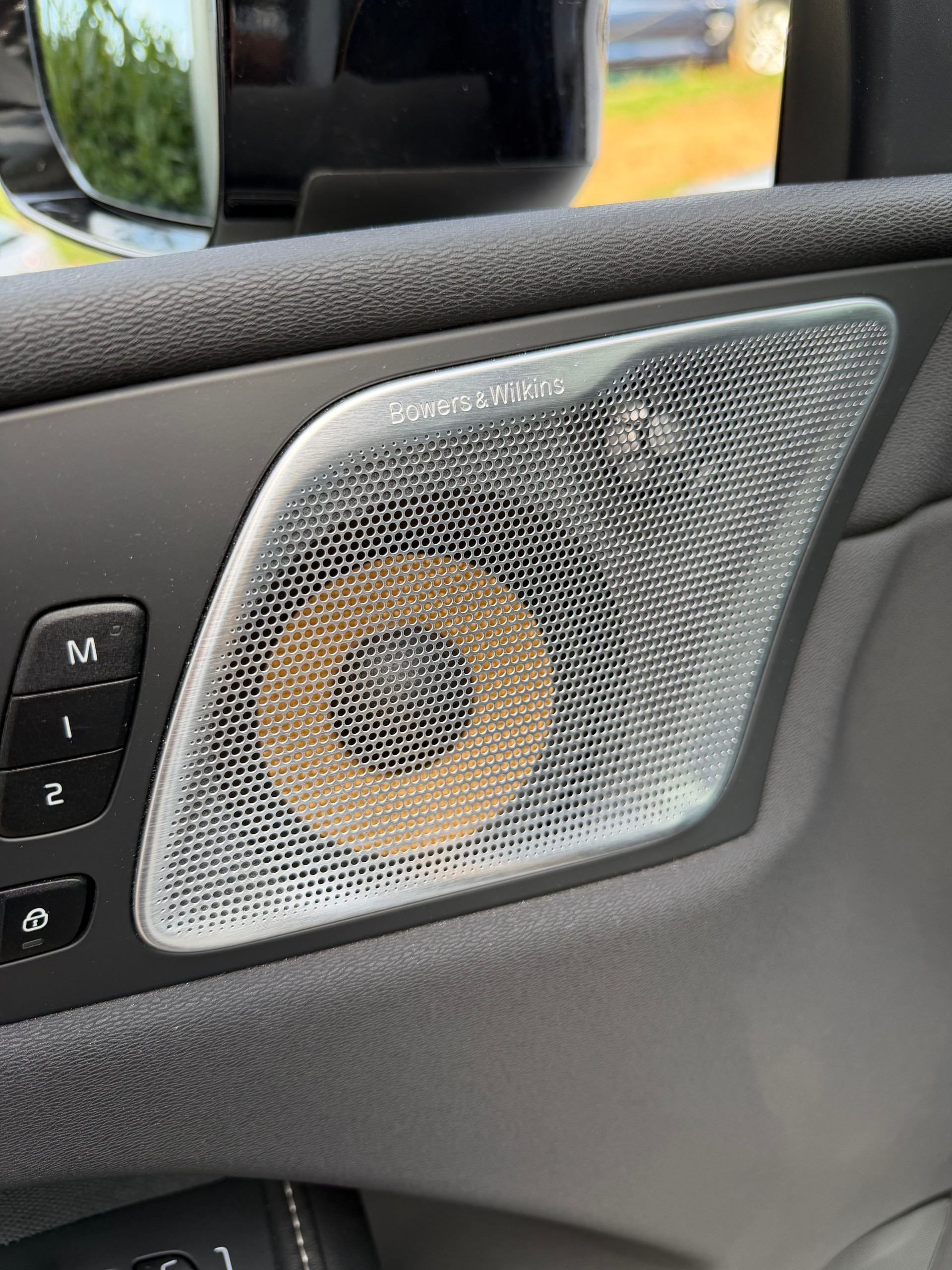 VOLVO XC60 T8 eAWD Polestar Geartronic-image-5