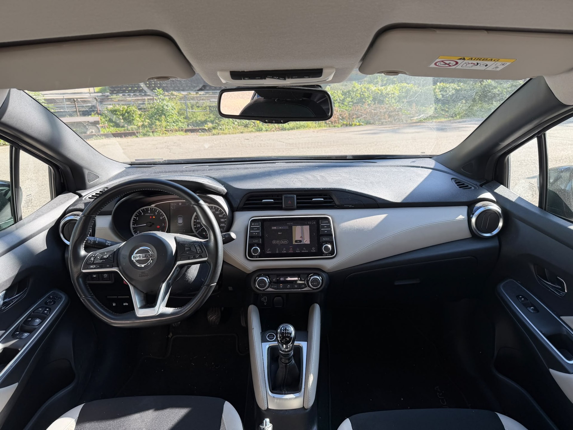 NISSAN Micra DIG-T 117 tekna-image-1
