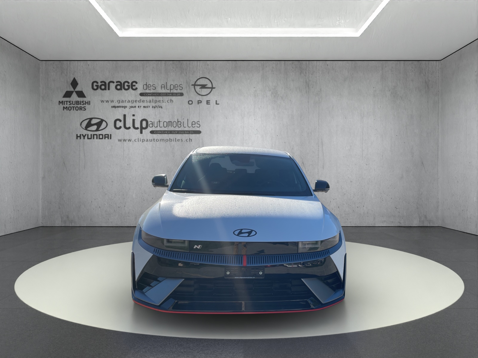 HYUNDAI Ioniq 5 N 84 kWh Electric 4WD-image-1