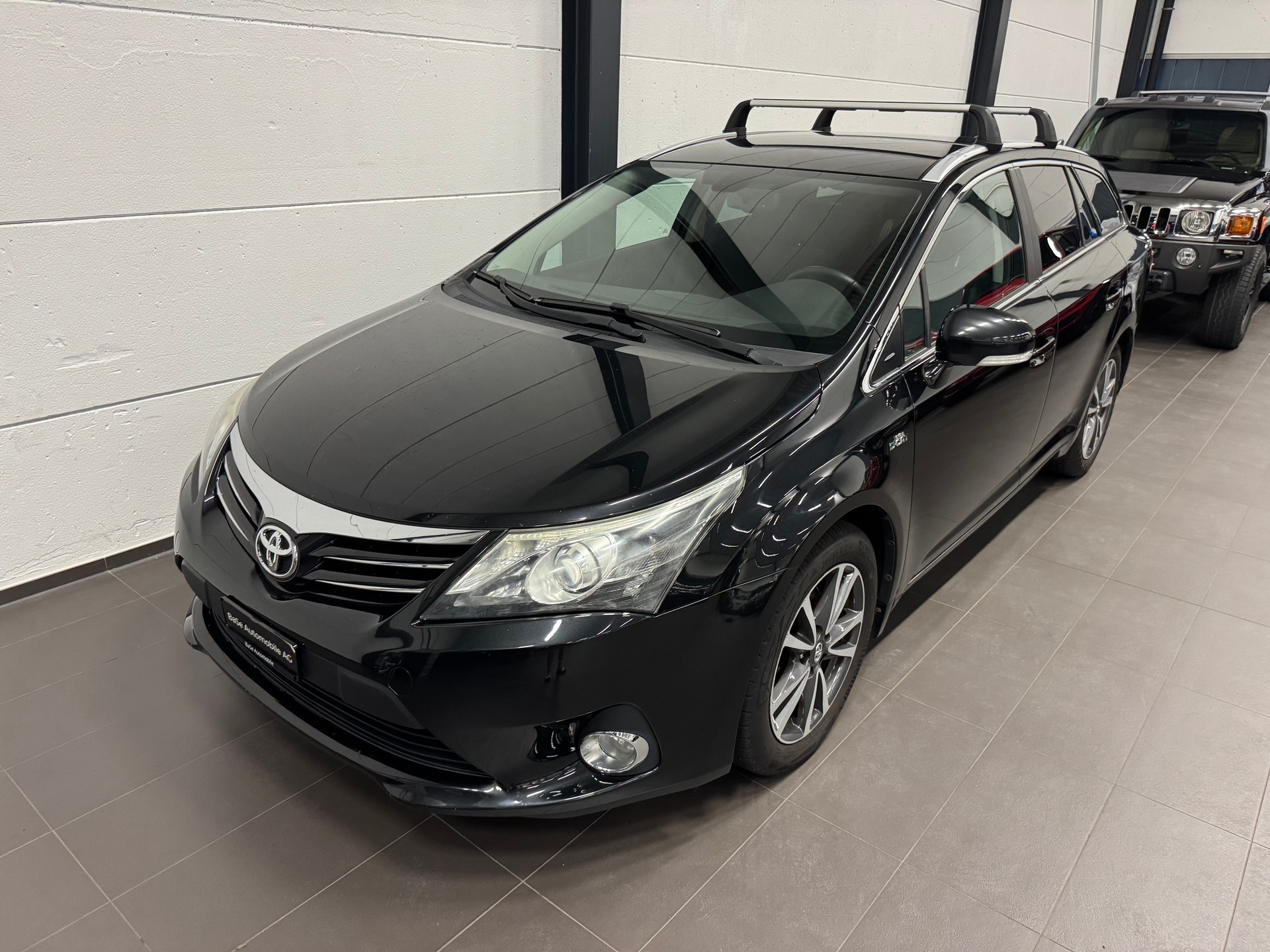 TOYOTA Avensis Sportswagon 2.2D-CAT Linea Sol A-image-4