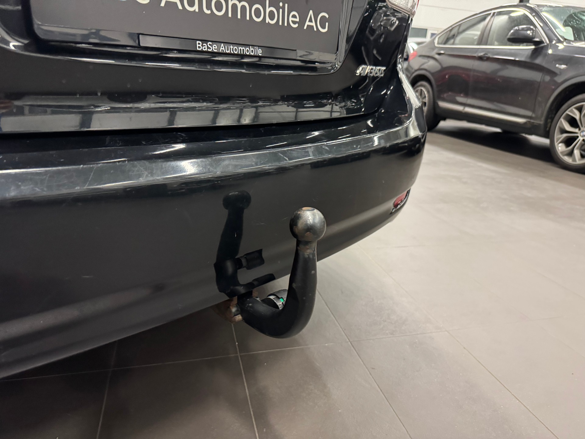 TOYOTA Avensis Sportswagon 2.2D-CAT Linea Sol A-image-30