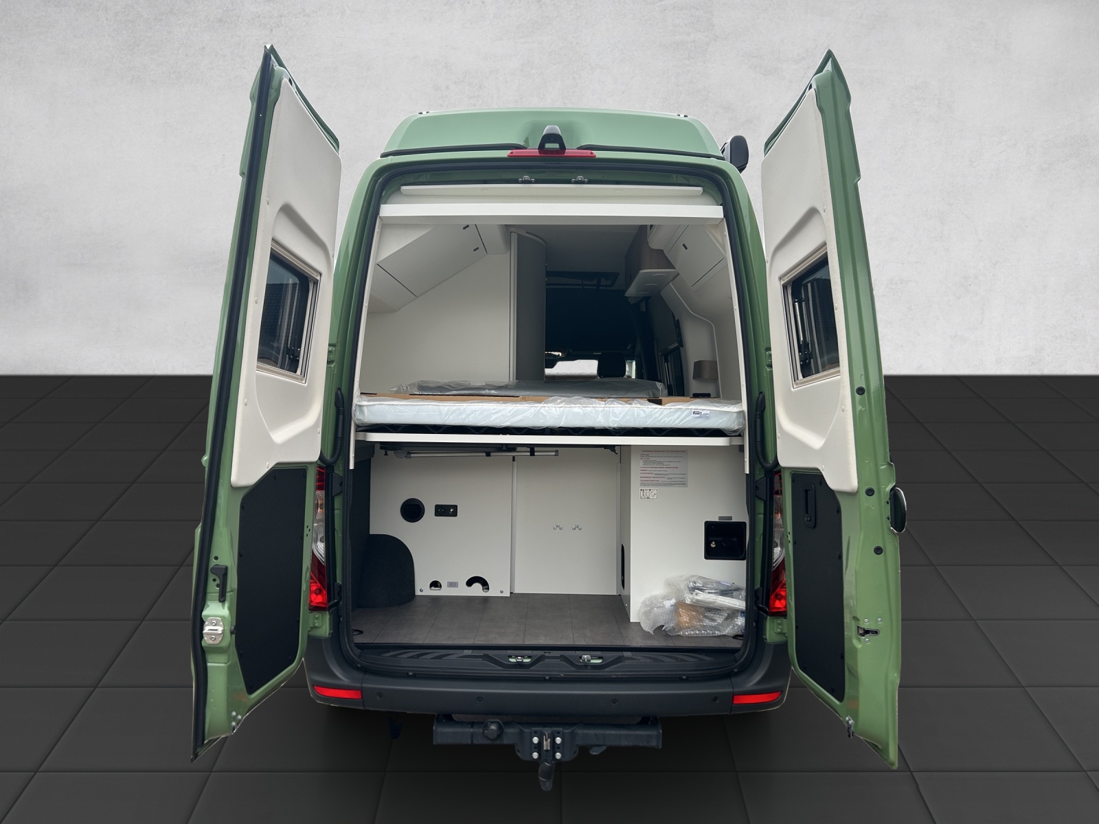 WESTFALIA James Cook 600D mit Aufstelldach Premium 2.0D 9G 4Matic-image-10