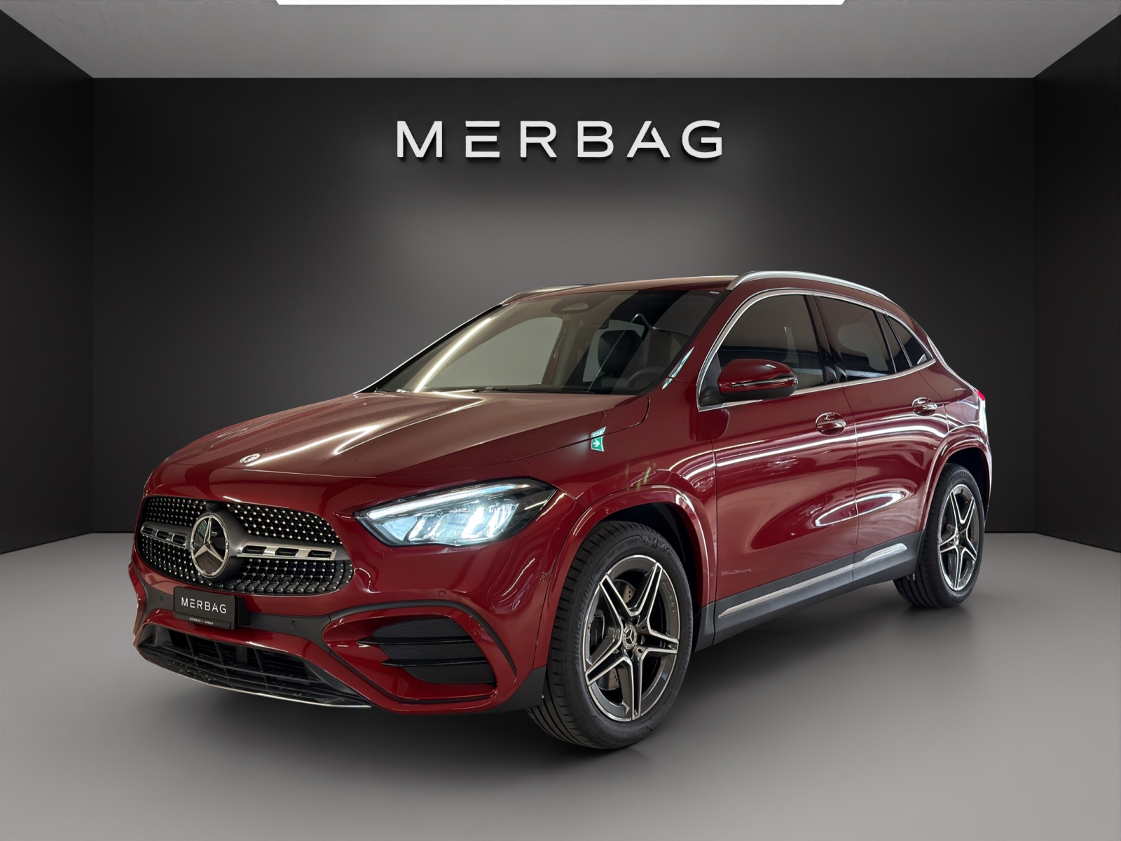 MERCEDES-BENZ GLA 250 4MATIC Swiss Star
