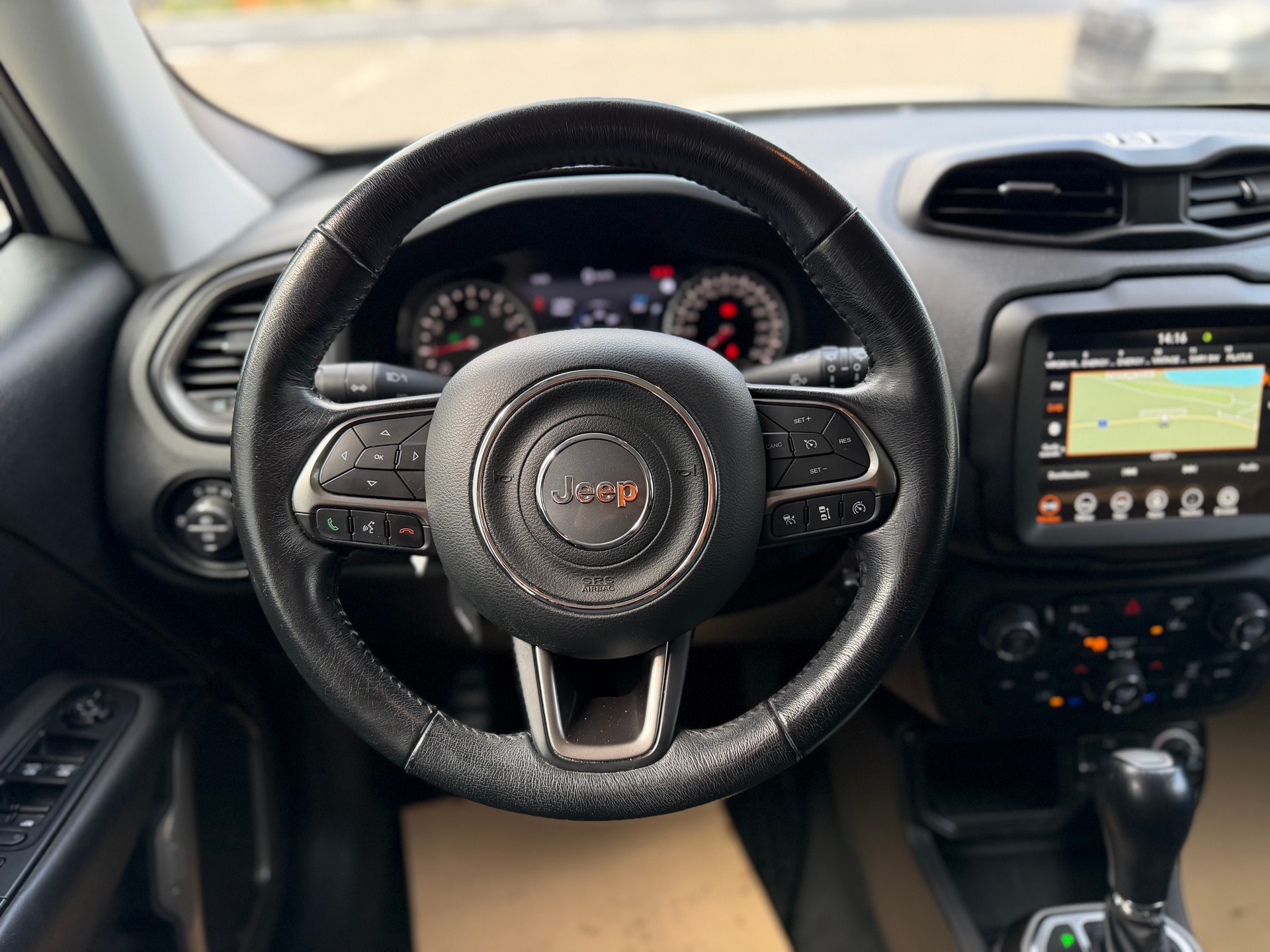 JEEP Renegade 1.3 GSE Turbo Limited-image-15