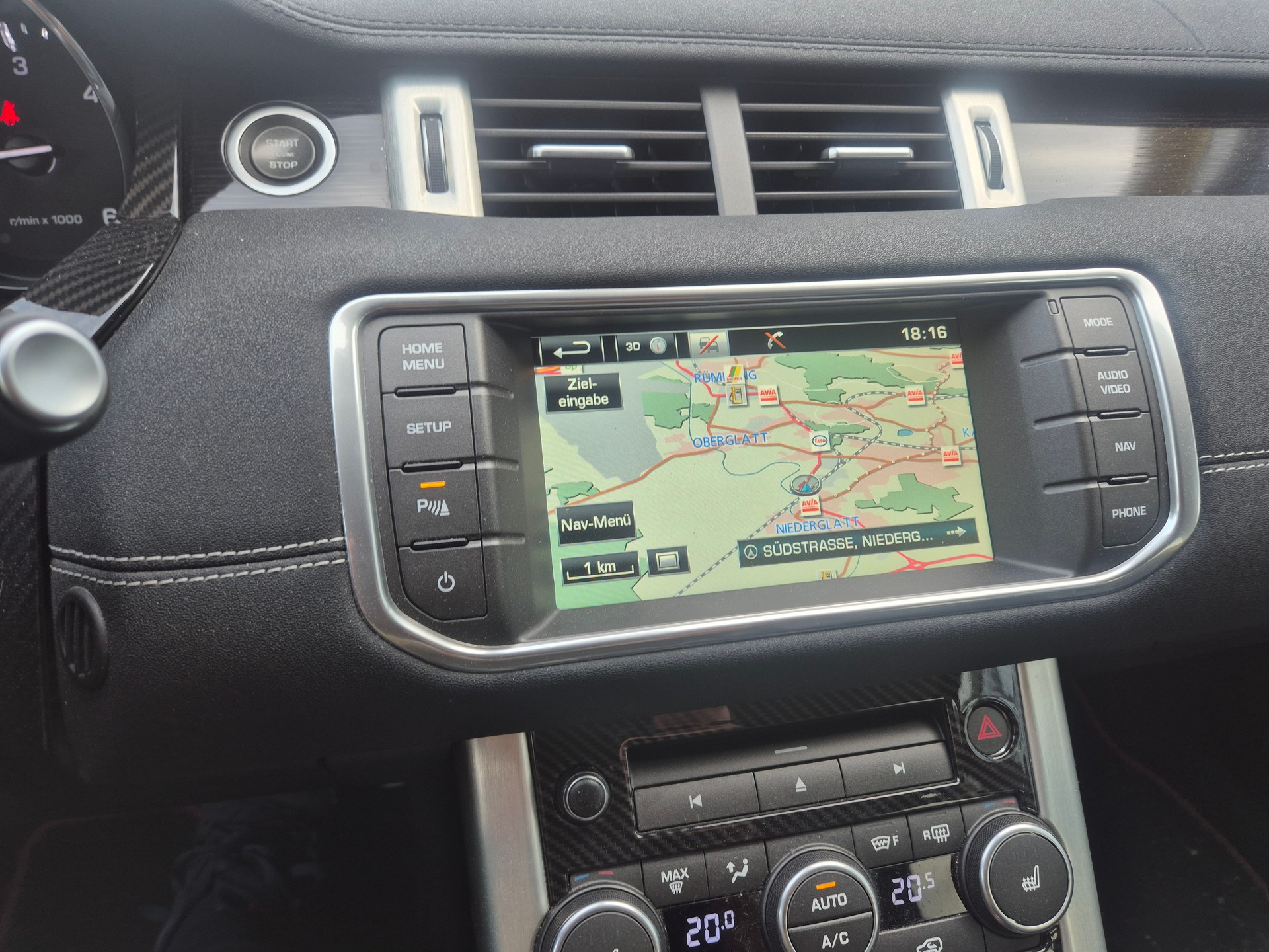 LAND ROVER Range Rover Evoque 2.2 SD4 Dynamic AT9-image-12