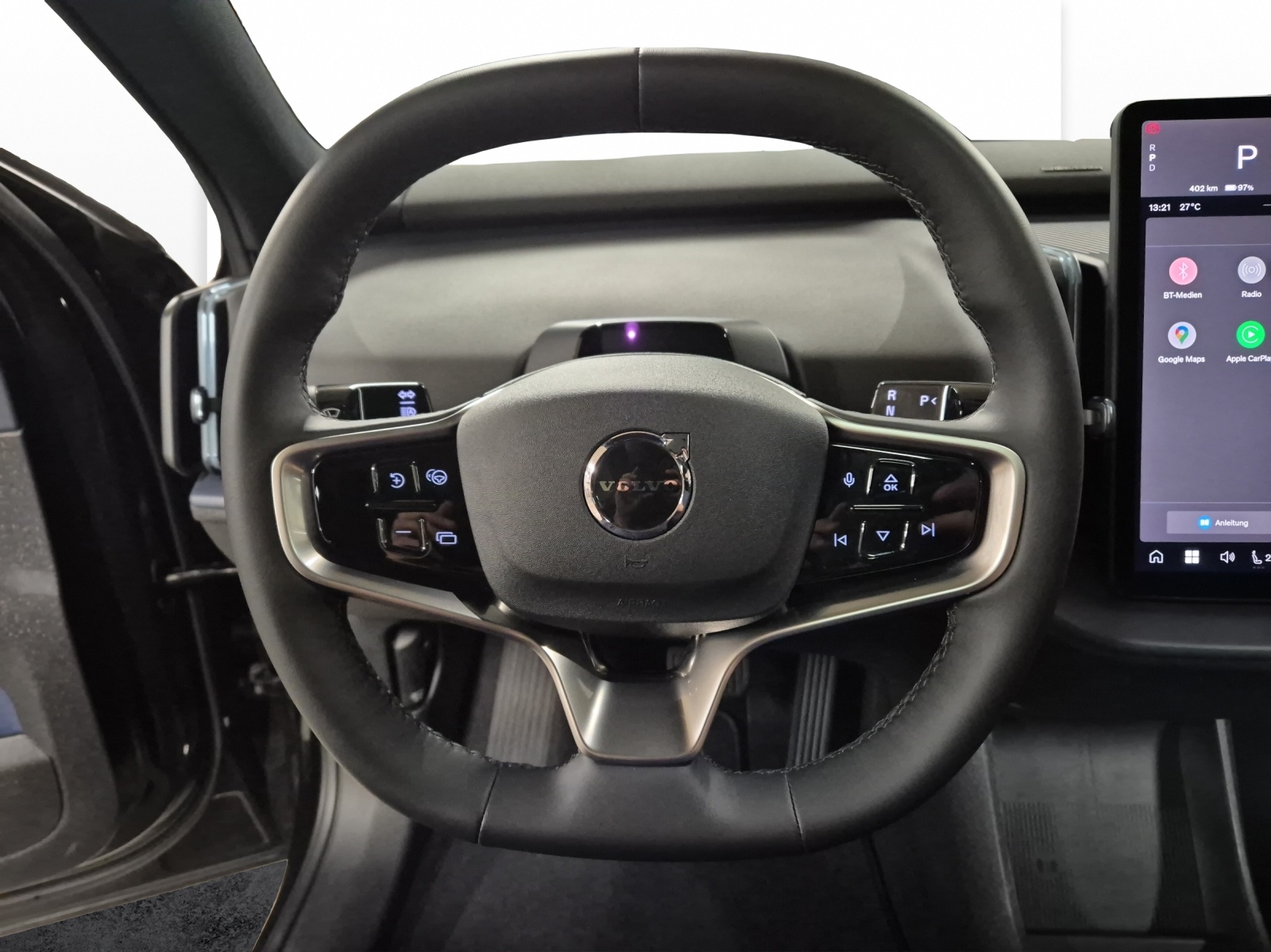 VOLVO EX30 E60 Twin Ultra Performance AWD-image-9