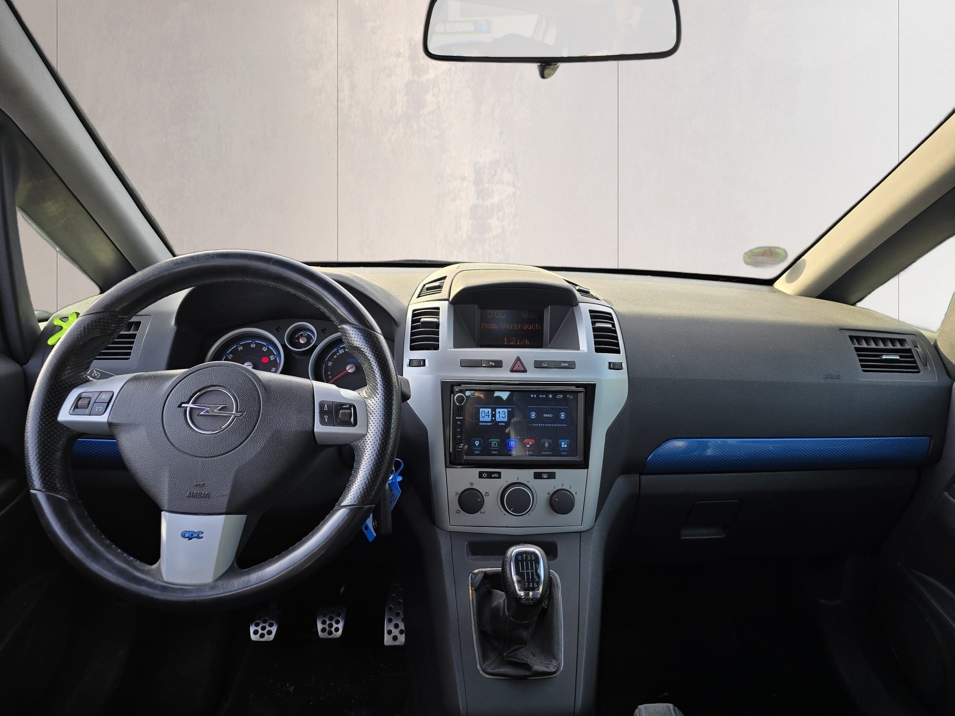 OPEL Zafira 2.0i 16V Turbo OPC-image-10