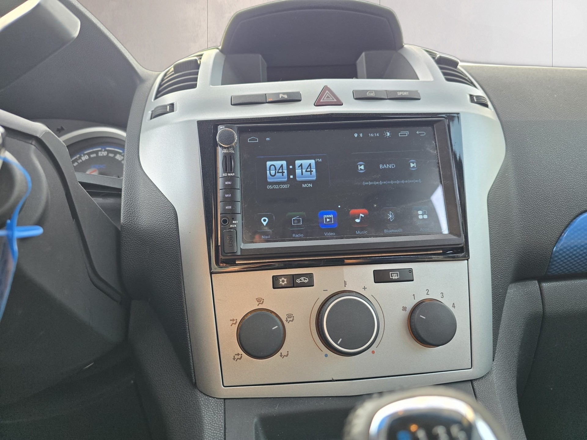 OPEL Zafira 2.0i 16V Turbo OPC-image-11