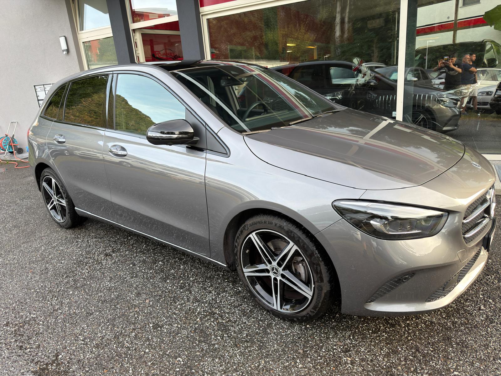 MERCEDES-BENZ B 200 d Night Star 8G-DCT-image-0