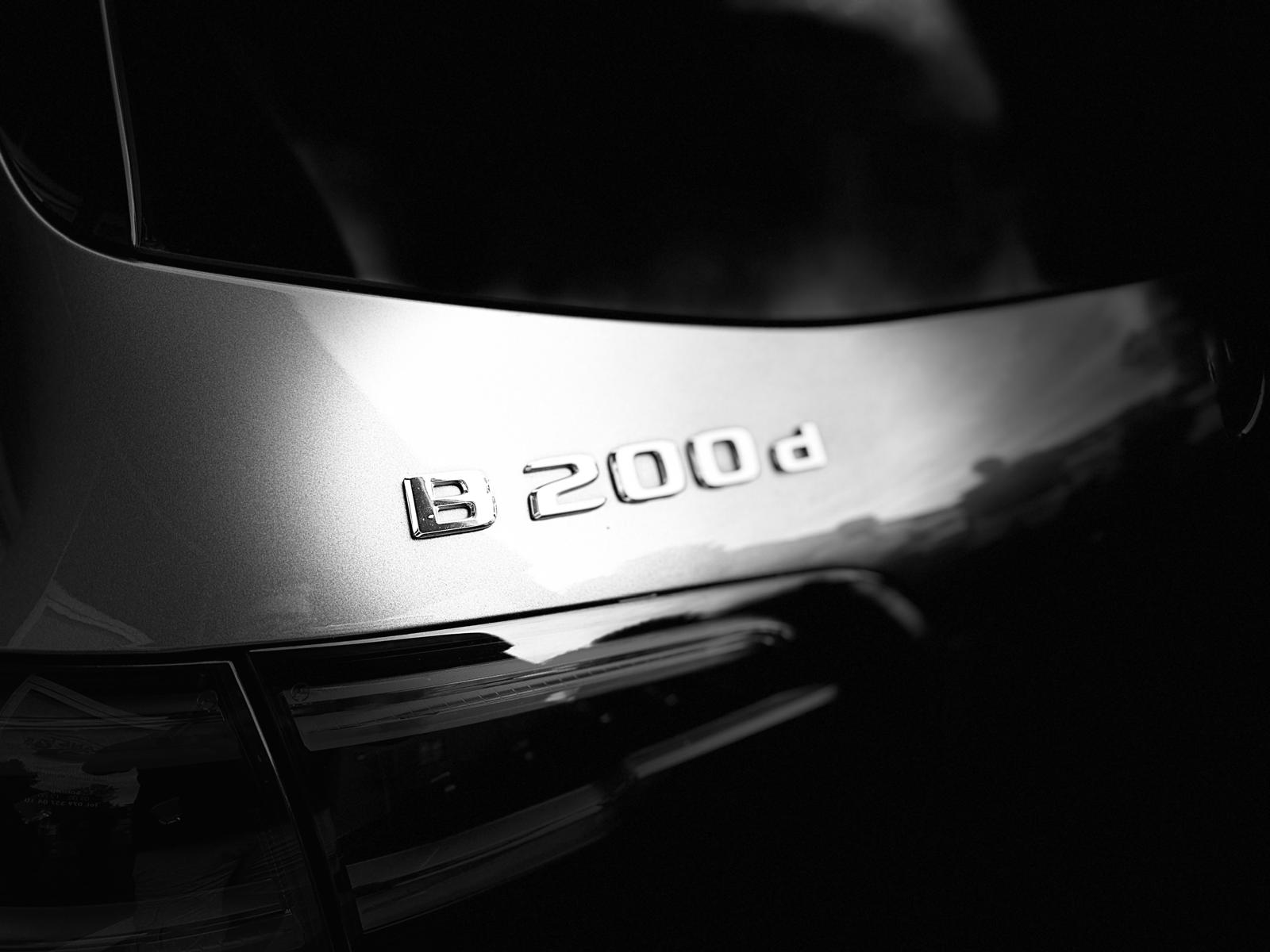 MERCEDES-BENZ B 200 d Night Star 8G-DCT-image-19