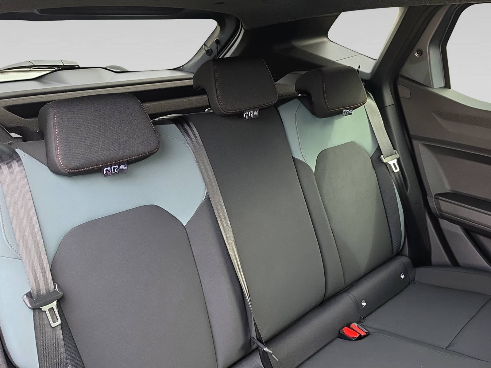 DACIA Duster-image-5