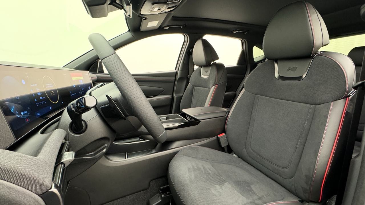 HYUNDAI Tucson 1.6 TGDI HEV N-Line 4WD-image-4